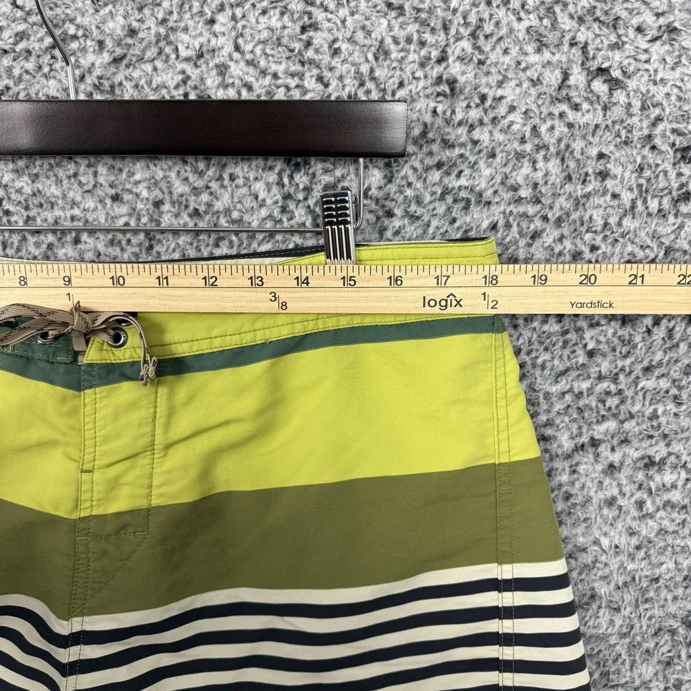 Patagonia Board Shorts Mens 36 Green Stripe Surf Swim Drawstring Zip Pocket